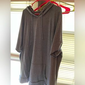 Grey short sleeve sweatshirt/hoodie